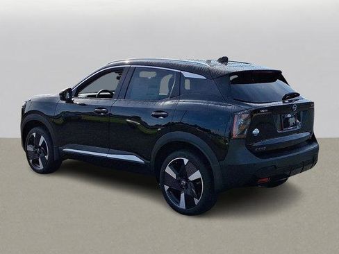 New 2025 Nissan Kicks SR image 4