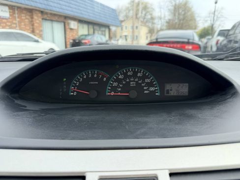 Used 2009 Toyota Yaris Sedan FWD image 19