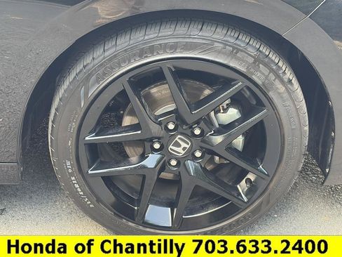 Certified 2025 Honda Civic Sport image 32