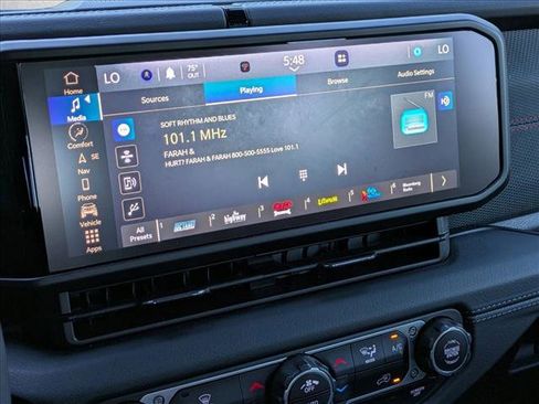 Used 2024 Jeep Wrangler Unlimited Rubicon w/ Technology Group image 12