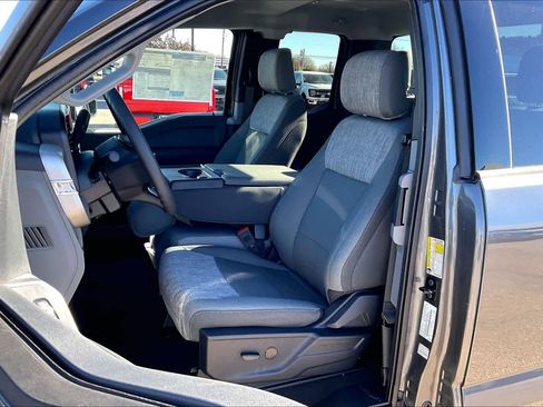 New 2026 Ford F250 XLT w/ FX4 Off-Road Package image 9
