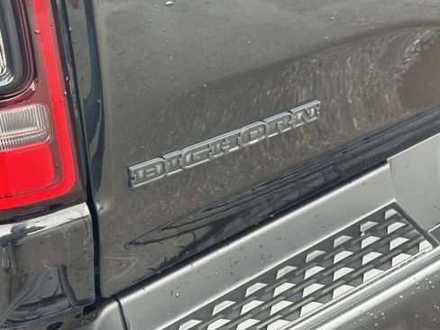 Used 2022 RAM 1500 Big Horn w/ Built-to-serve Edition image 11