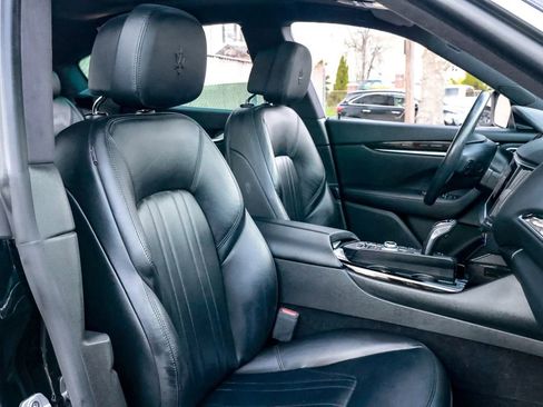 Used 2021 Maserati Levante image 21