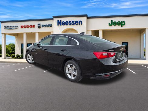 Used 2024 Chevrolet Malibu LT FWD image 5