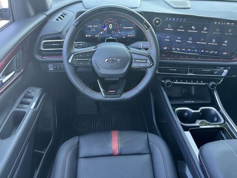 New 2026 Chevrolet Traverse RS w/ LPO, Floor Liner Package image 20