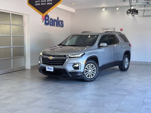 Certified 2023 Chevrolet Traverse LT AWD/4WD image 2