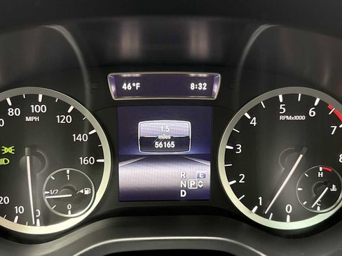 Used 2018 INFINITI QX30 AWD image 17