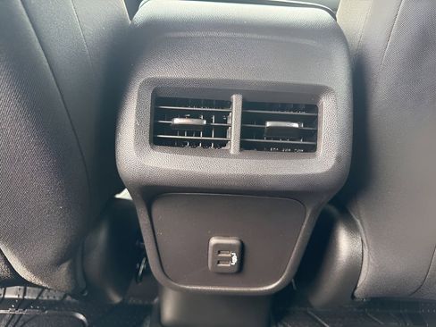 Used 2024 Chevrolet Equinox LS w/ LS Convenience Package FWD image 14