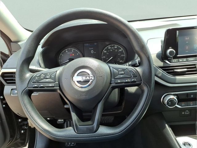 Used 2023 Nissan Altima 2.5 S FWD image 15