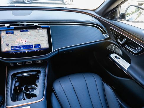 New 2026 Mercedes-Benz E 350 4MATIC Sedan image 15