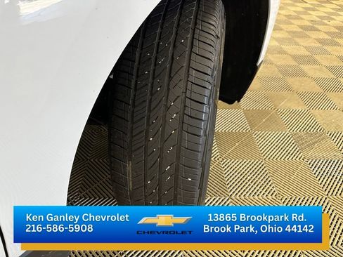 Certified 2021 Chevrolet Equinox LT FWD image 29