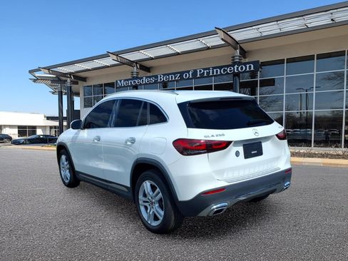 Certified 2022 Mercedes-Benz GLA 250 4MATIC image 5
