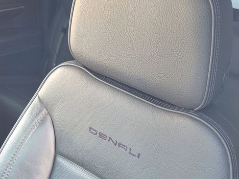 Used 2022 GMC Sierra 1500 Denali AWD/4WD image 15