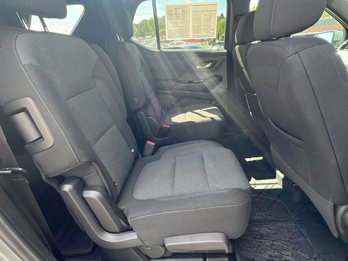 Used 2023 Chevrolet Traverse LT w/ LPO, Floor Liner Package AWD/4WD image 15
