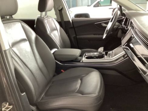 Used 2025 Audi Q7 3.0T Premium Plus AWD/4WD image 19