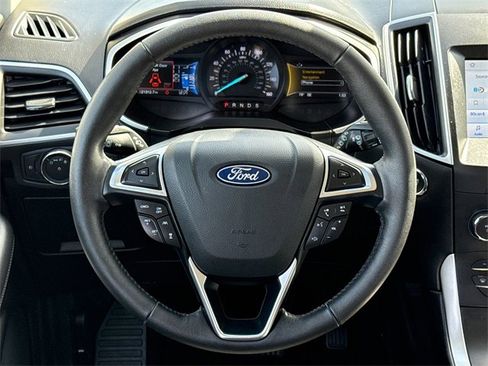 Used 2019 Ford Edge SEL w/ Equipment Group 201A image 15