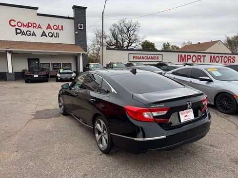 Used 2018 Honda Accord Touring image 21