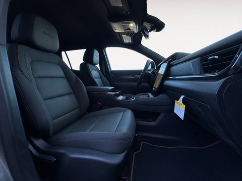 New 2026 GMC Terrain AT4 w/ Technology Package II image 15