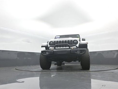 Used 2023 Jeep Wrangler Unlimited Rubicon 392 image 27