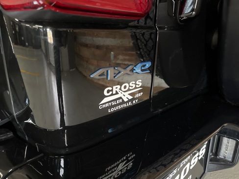 Used 2024 Jeep Wrangler High Altitude image 25