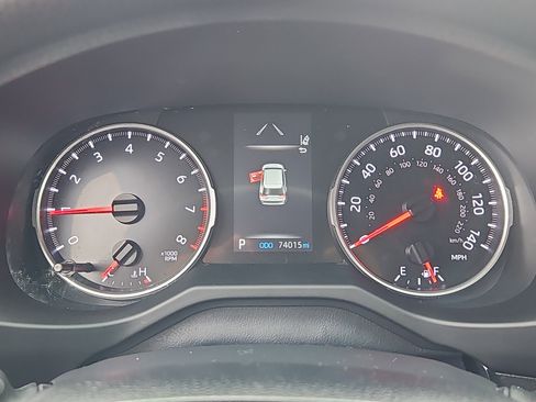 Used 2022 Toyota RAV4 LE AWD/4WD image 16