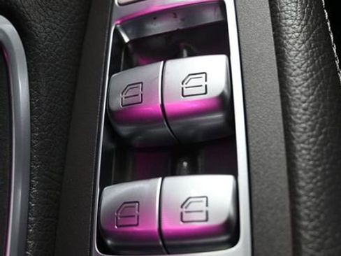 Used 2021 Mercedes-Benz C 300 Sedan image 32