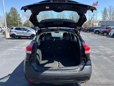 Used 2019 Nissan Kicks SR w/ SR Premium Package image 15