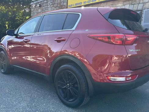 Used 2017 Kia Sportage LX AWD/4WD image 8