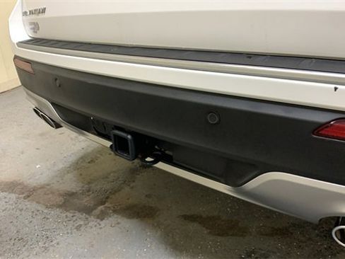 Certified 2023 Ford Explorer Platinum w/ Technology Package image 20