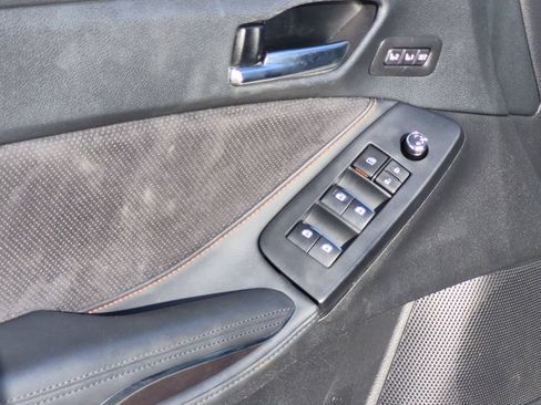 Used 2021 Toyota Avalon Touring FWD image 7