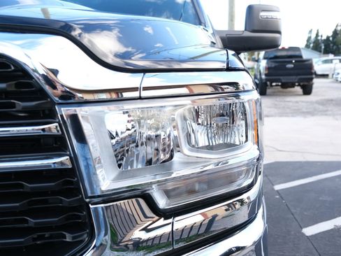 Used 2024 RAM 2500 Tradesman w/ Safety Group image 10