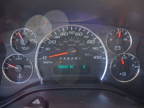Used 2022 Chevrolet Express 2500 Extended w/ Driver Convenience Package RWD image 19