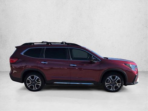Used 2024 Subaru Ascent Touring image 4