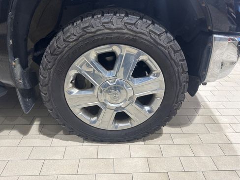 Used 2019 Toyota Tundra 1794 Edition image 11