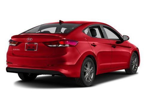 Used 2017 Hyundai Elantra SE FWD image 2