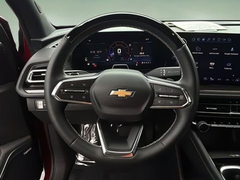 Used 2025 Chevrolet Traverse High Country w/ LPO, Floor Liner Package image 11