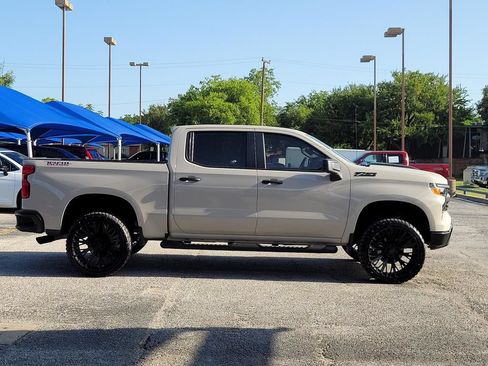 Used 2026 Chevrolet Silverado 1500 Custom Trail Boss w/ Turbomax Blackout Package AWD/4WD image 6