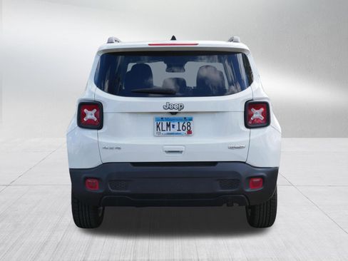 Used 2022 Jeep Renegade Latitude AWD/4WD image 6