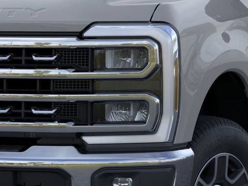 New 2026 Ford F250 Lariat AWD/4WD image 18