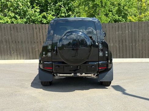 New 2026 Land Rover Defender 110 X-Dynamic SE AWD/4WD image 4