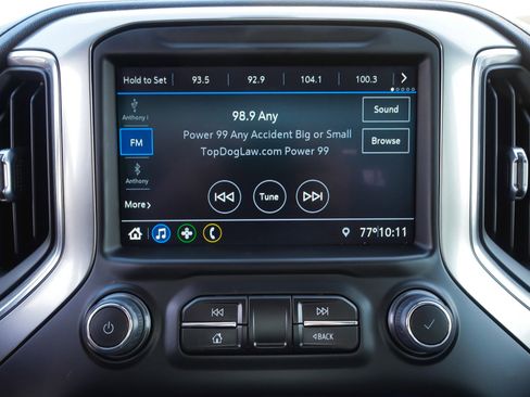 Used 2021 Chevrolet Silverado 1500 LT image 26