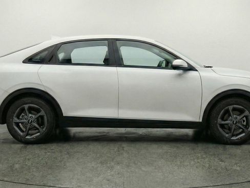 Used 2025 Kia K4 FWD image 11