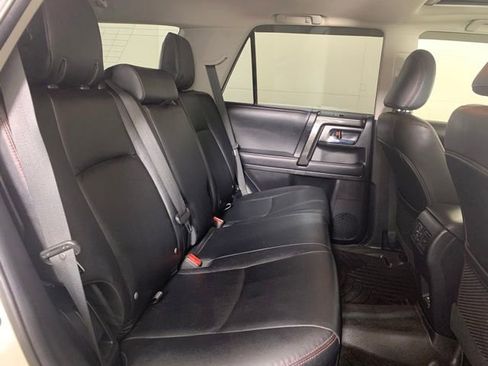 Used 2023 Toyota 4Runner TRD Off-Road Premium w/ Moonroof Package AWD/4WD image 27