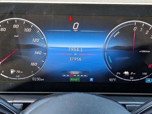Used 2025 Mercedes-Benz GLE 450e 4MATIC image 9