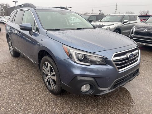 Used 2018 Subaru Outback 3.6R Limited image 7