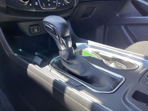 Used 2023 Chevrolet Traverse LT w/ LPO, Floor Liner Package FWD image 31
