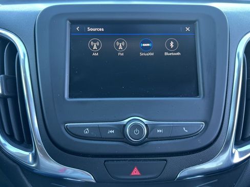 Used 2021 Chevrolet Equinox LT image 33