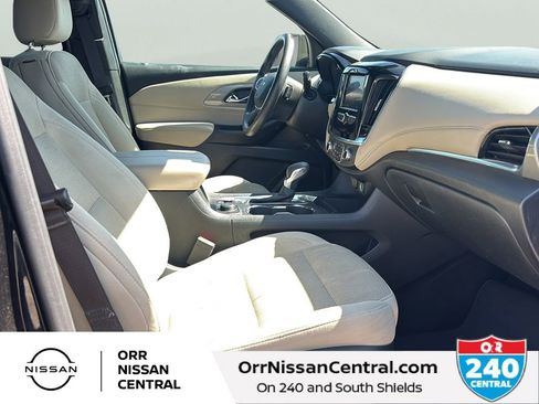 Used 2023 Chevrolet Traverse LS w/ Midnight/Sport Edition AWD/4WD image 11