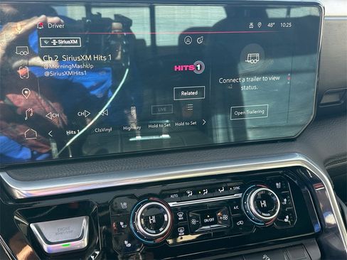 Used 2024 GMC Sierra 2500 Denali w/ Denali Reserve Package image 30