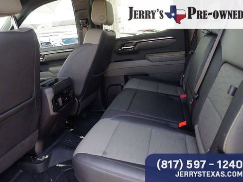 Used 2024 Chevrolet Silverado 1500 ZR2 w/ Technology Package AWD/4WD image 21